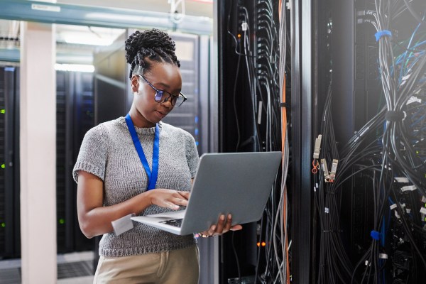 Interconnection Solutions for Improving Network Performance