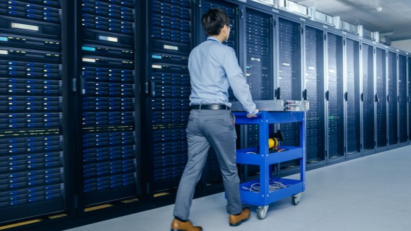 benefits of renting data center space