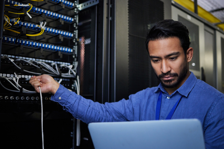 Seamless Data Center Migration: Key Strategies For A Smooth Transition